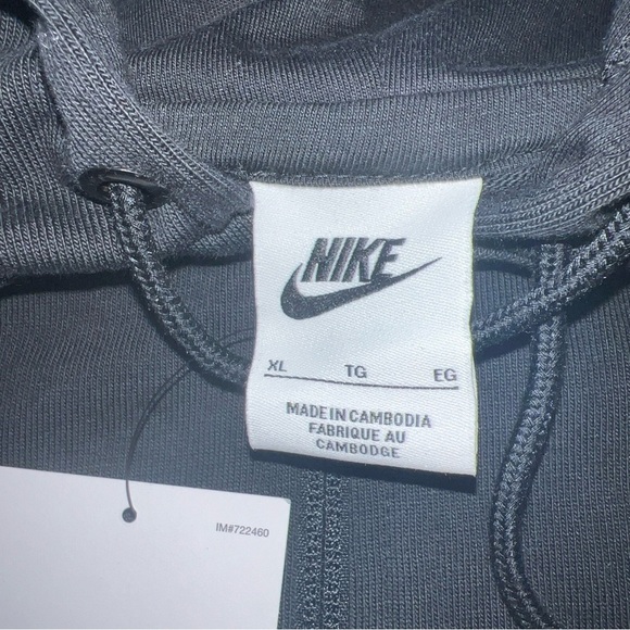 NWT Nike Hoodie Women's Size XL Zip Up Hooded Sweatshirt $75 🔥🔥 (N) - Picture 4 of 5